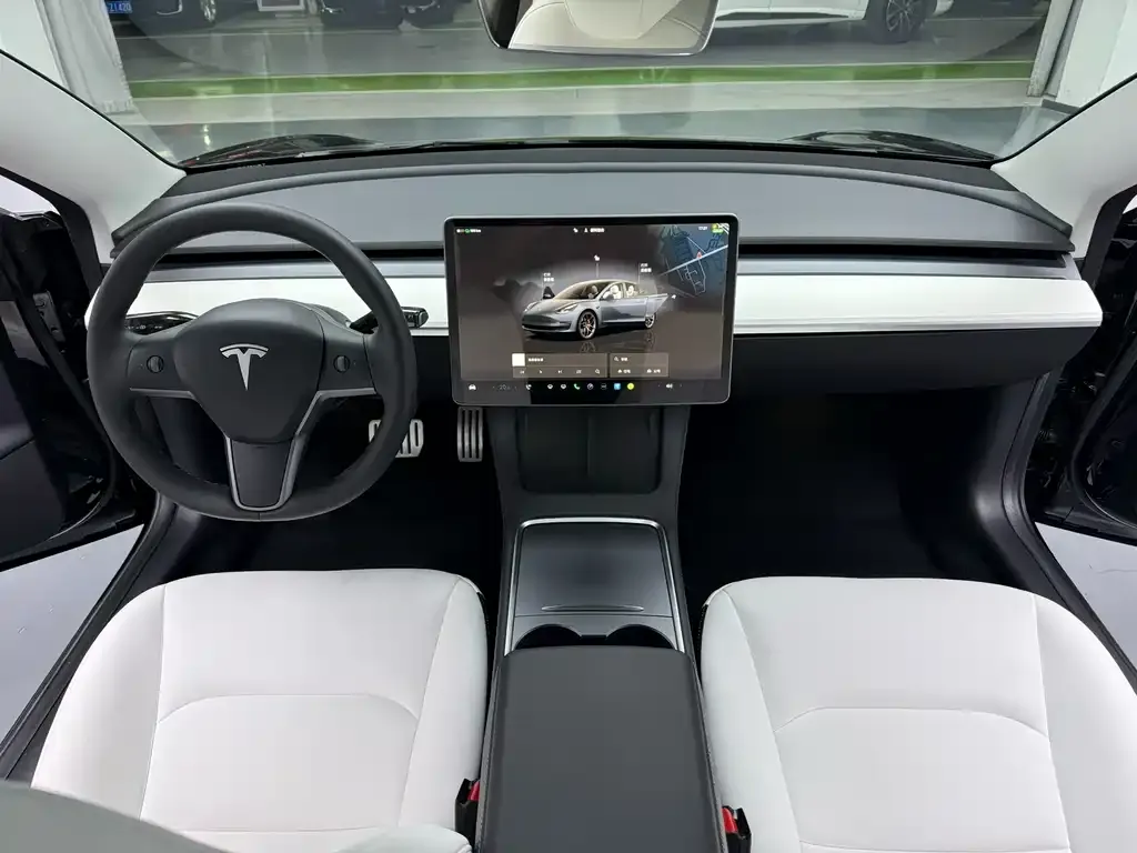 Tesla Model 3 — фото 6