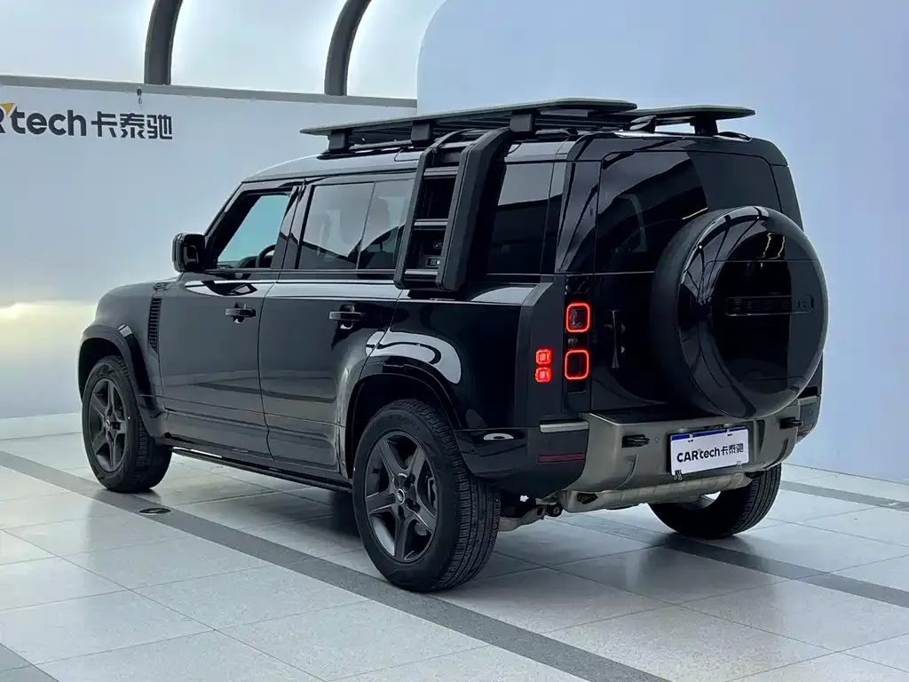 Land Rover Defender — фото 2