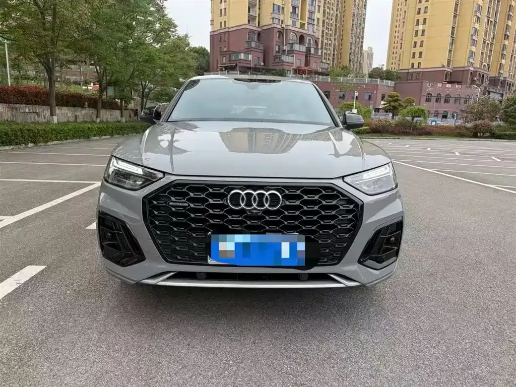 Audi Q5L Sportback — фото 8