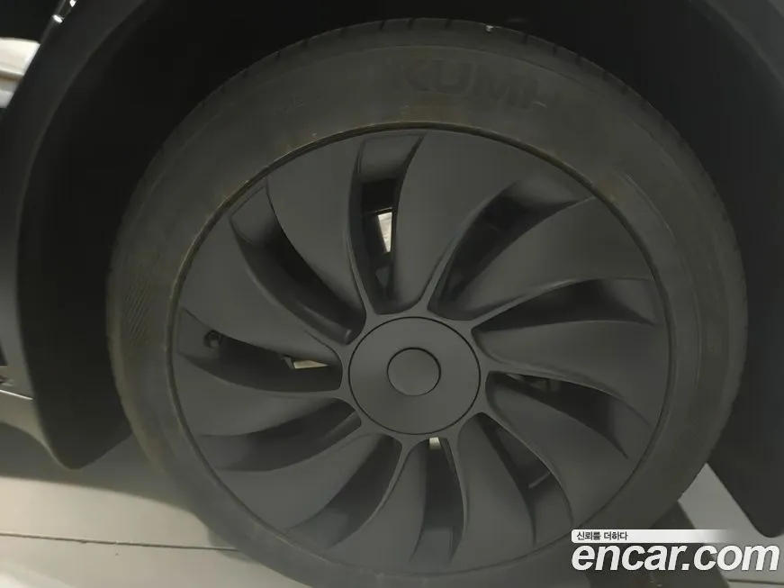 Tesla Model Y 2025 из KR, фото 10