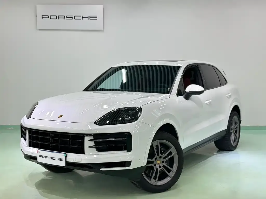 Porsche Cayenne — фото 1
