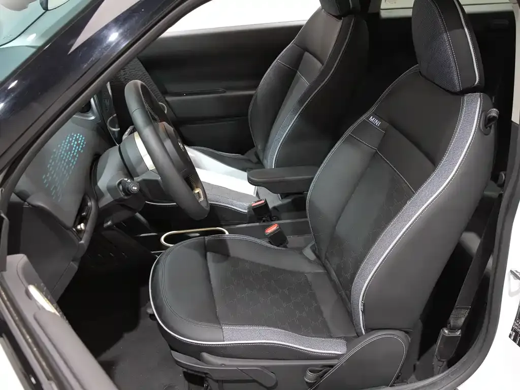 MINI Cooper EV 2024 из CN, фото 4