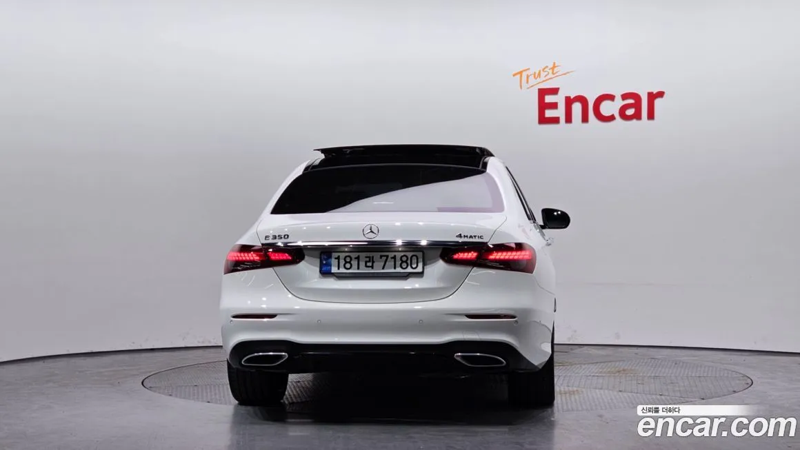 Mercedes-Benz E-Class 2023 из KR, фото 2