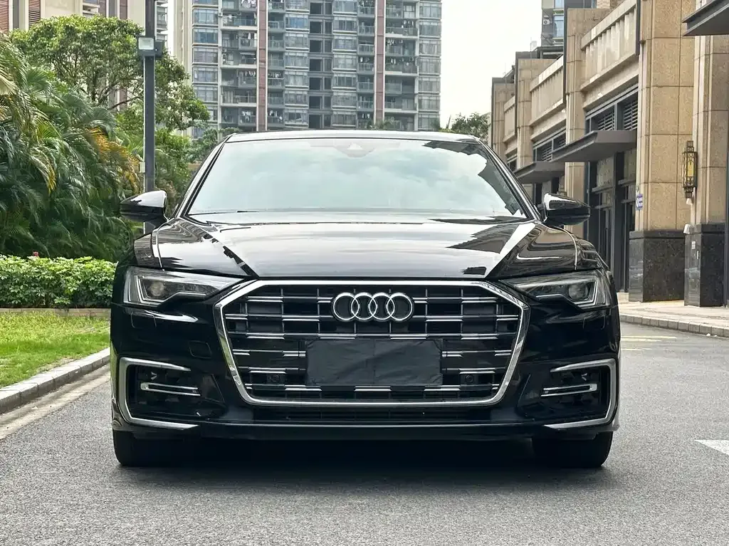 Audi A6L — фото 9