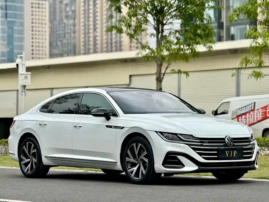 Volkswagen CC — фото 10