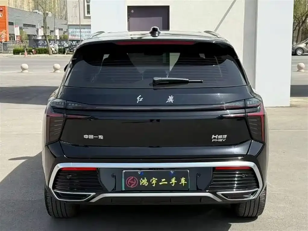 Hongqi HS3 PHEV — фото 3
