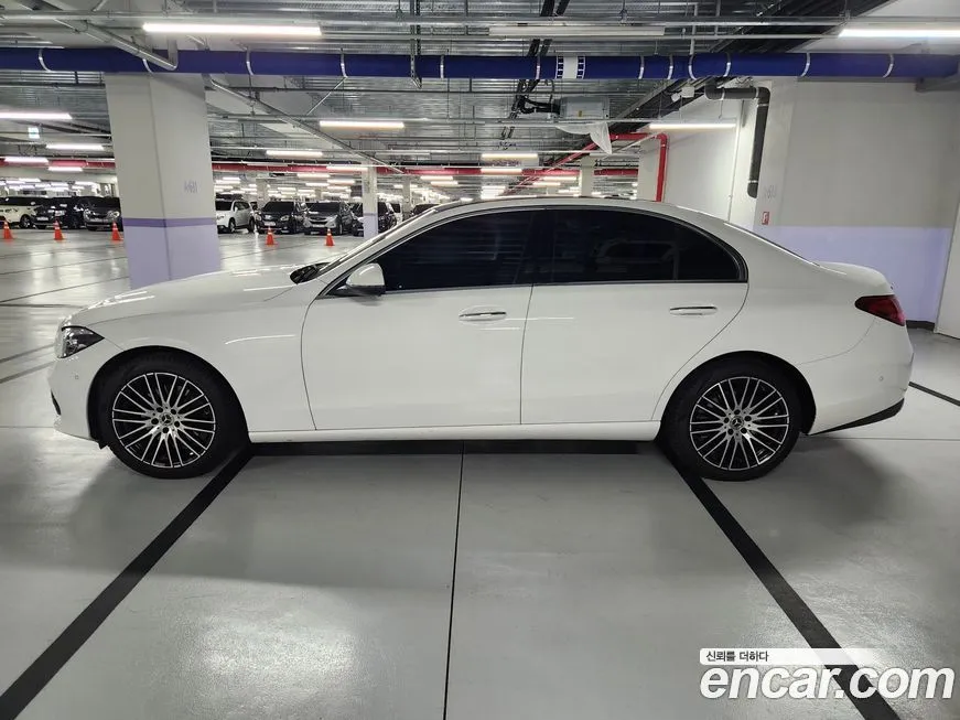 Mercedes-Benz C-Class 2025 из KR, фото 9