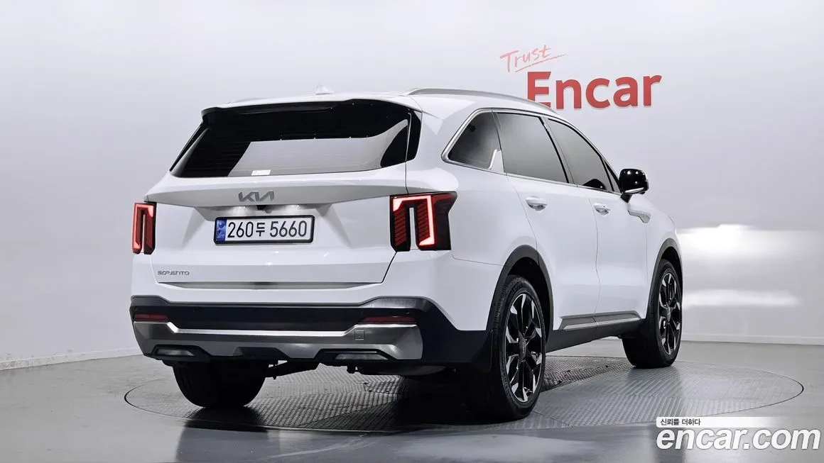 Kia Sorento — фото 4