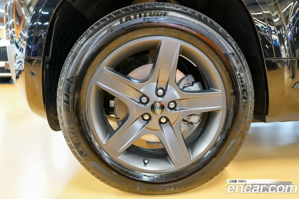 Land Rover Defender 2024 из KR, фото 6