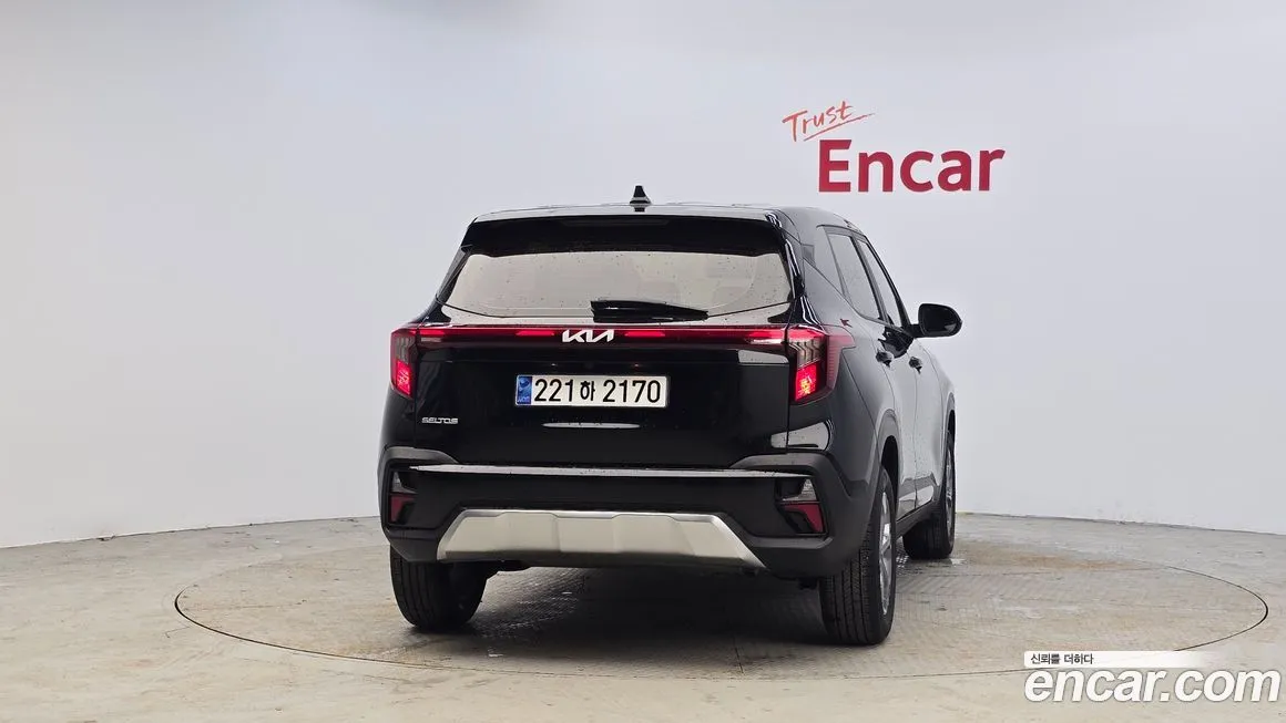 Kia Seltos 2024 из KR, фото 2
