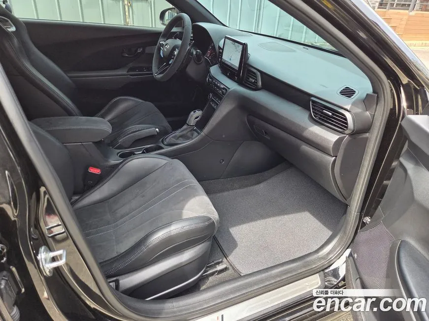 Hyundai Veloster 2021 из KR, фото 5