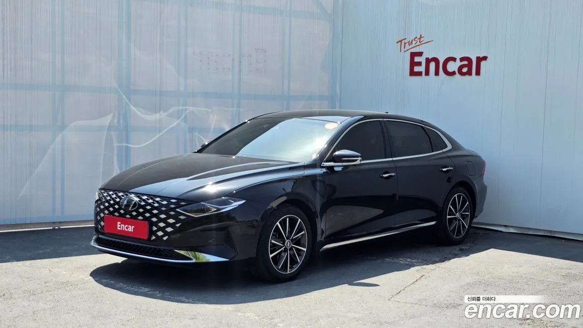 Hyundai Grandeur — фото 1