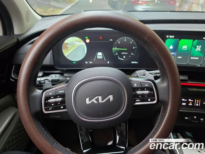 Kia Carnival — фото 7