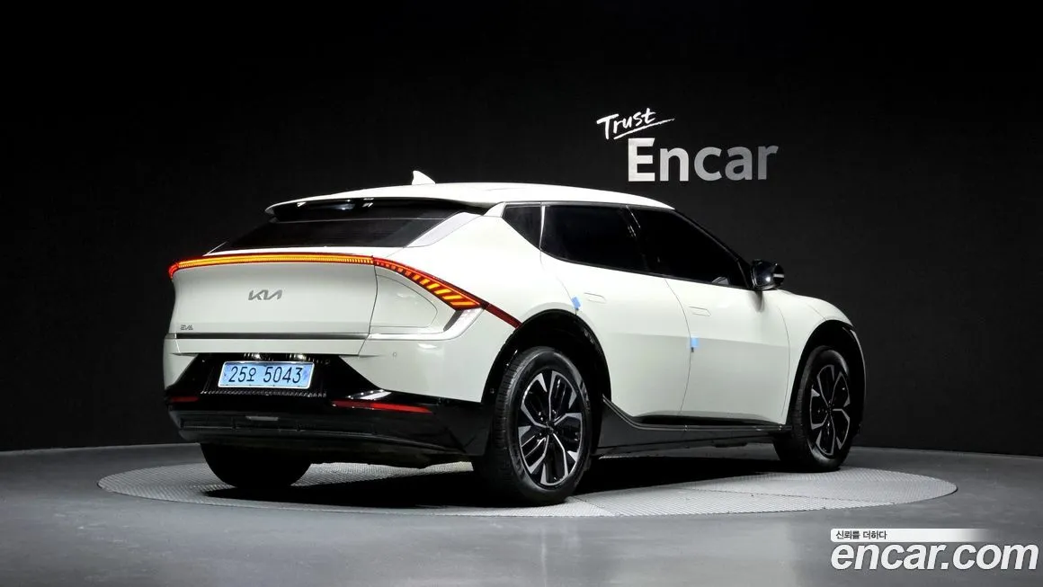 Kia EV6 — фото 9