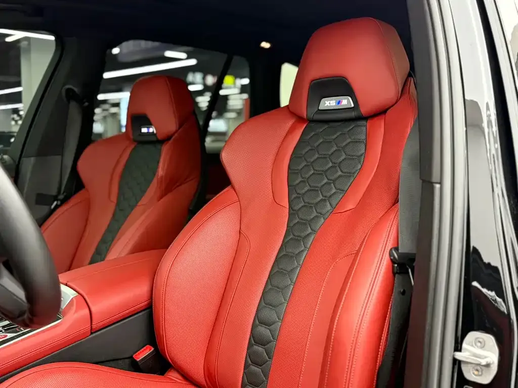 BMW X5 M 2023 из CN, фото 3