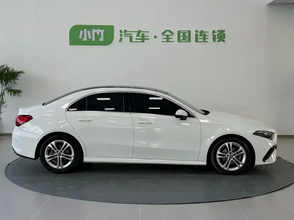 Mercedes-Benz A-Class — фото 10