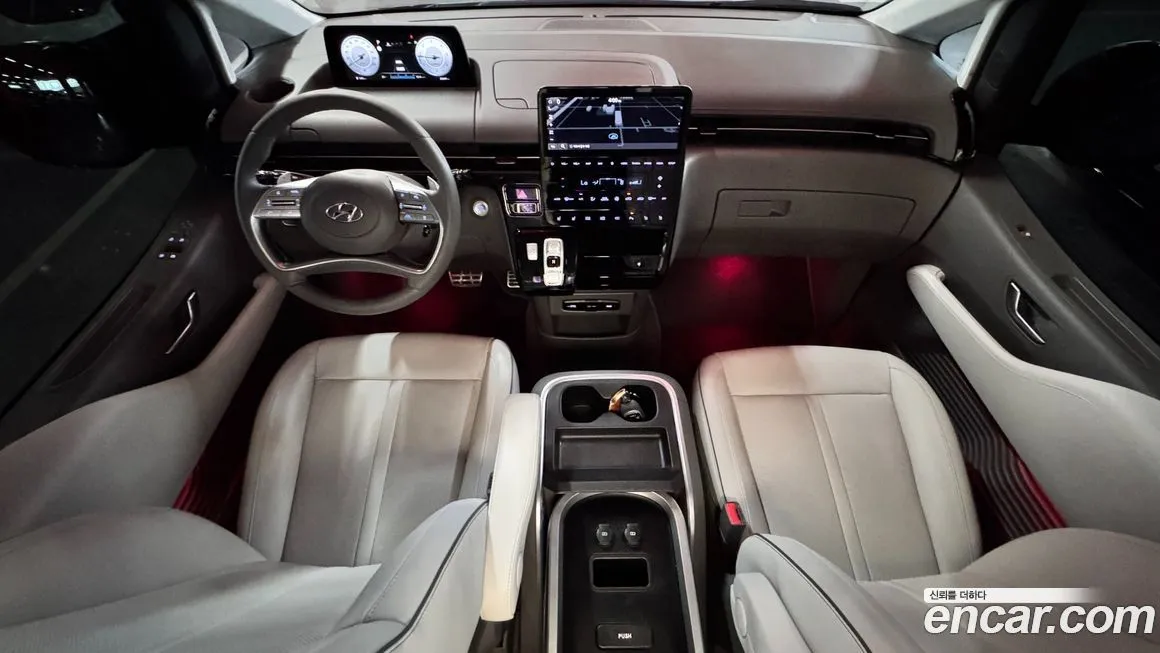 Hyundai Staria — фото 3