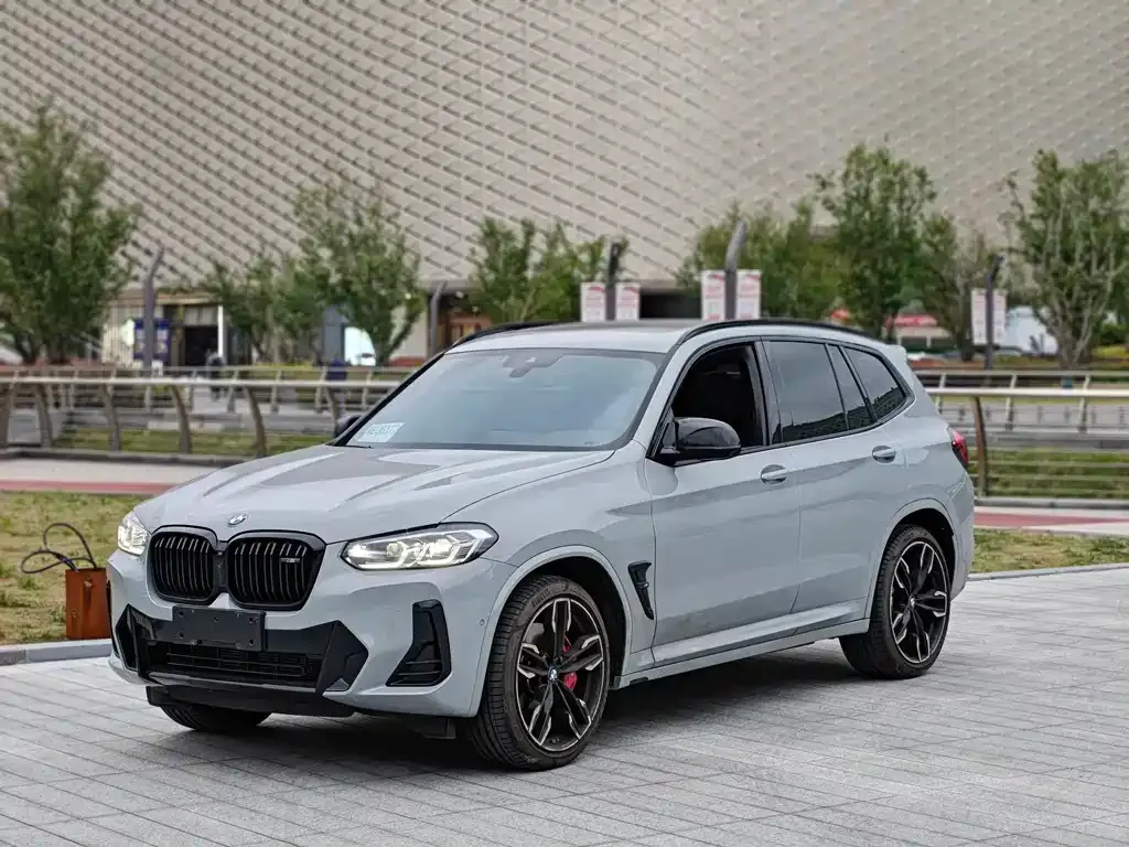 BMW X3 M40i