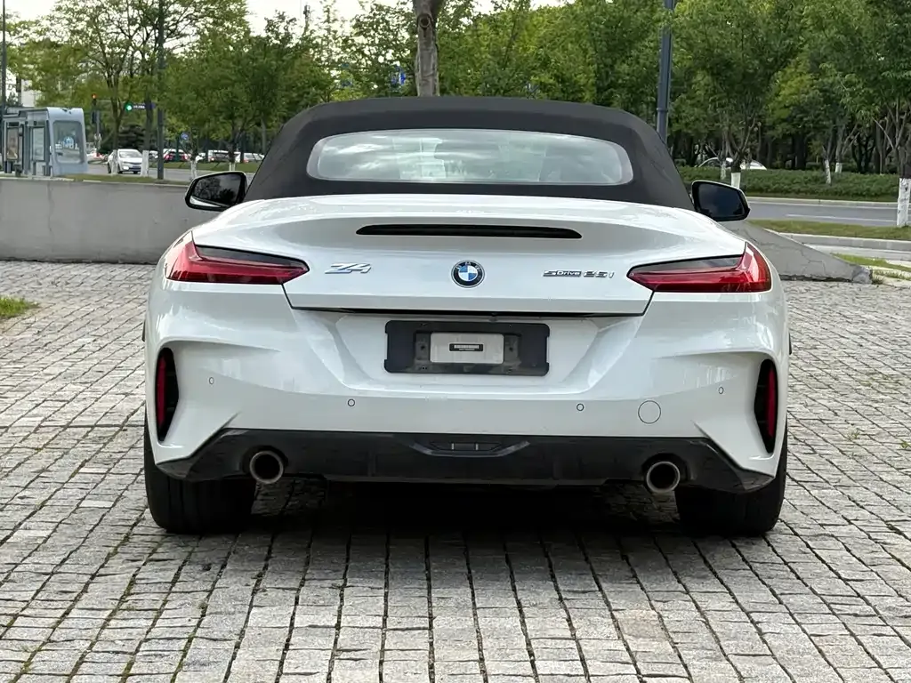 BMW Z4 — фото 8