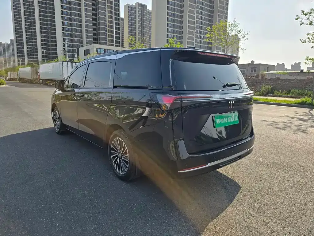 Buick GL8 Hybrid 2025 из CN, фото 9