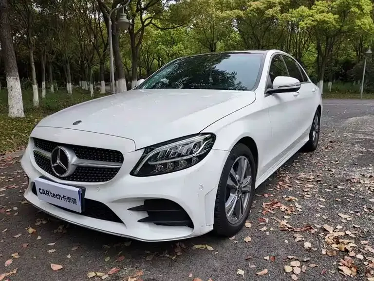 Mercedes-Benz C-Class — фото 1