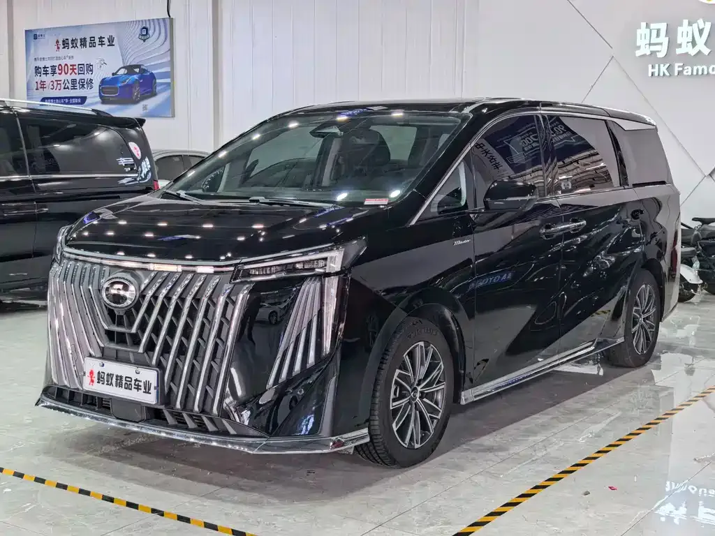 GAC Motor Trumpchi M8 — фото 1