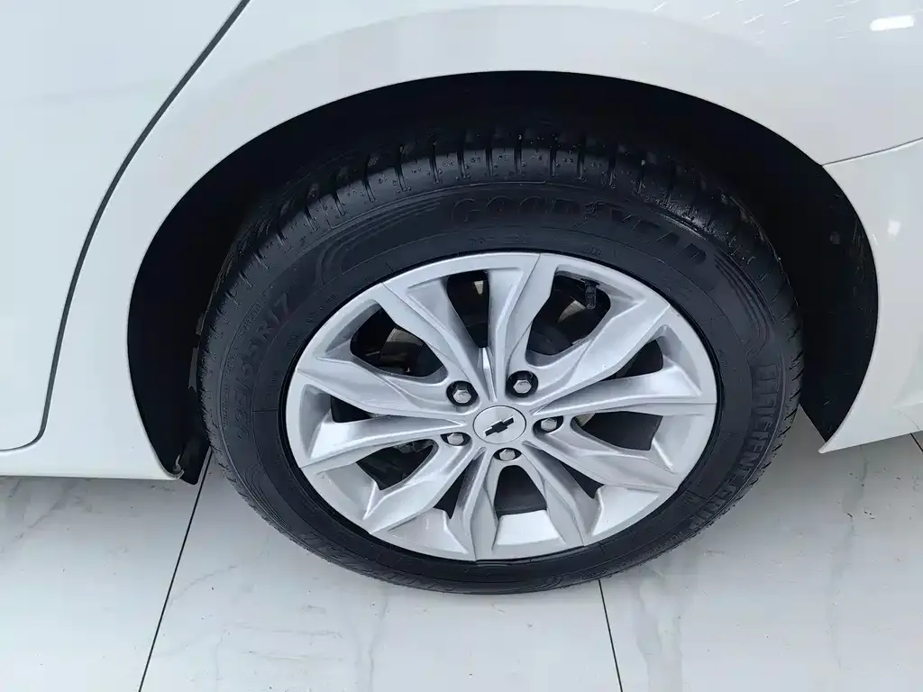 Chevrolet Malibu XL 2023 из CN, фото 2