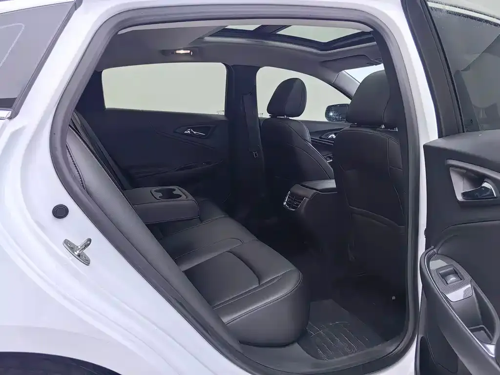 Chevrolet Malibu XL 2023 из CN, фото 4