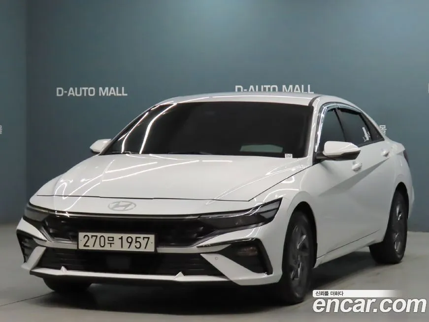 Hyundai AVANTE — фото 1