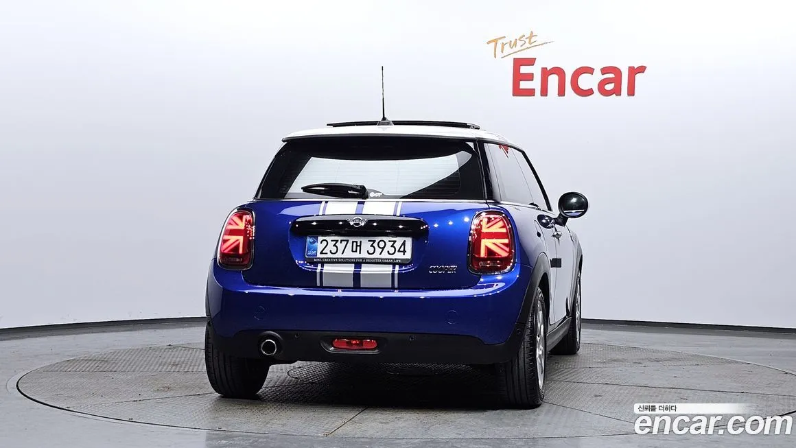 Mini Cooper 2021 из KR, фото 4
