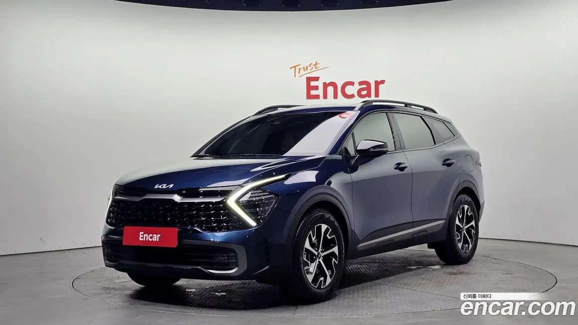 Kia Sportage — фото 1
