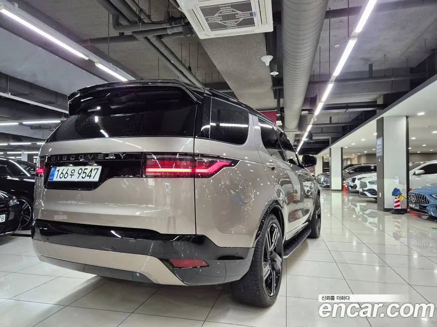 Land Rover Discovery 2025 из KR, фото 10