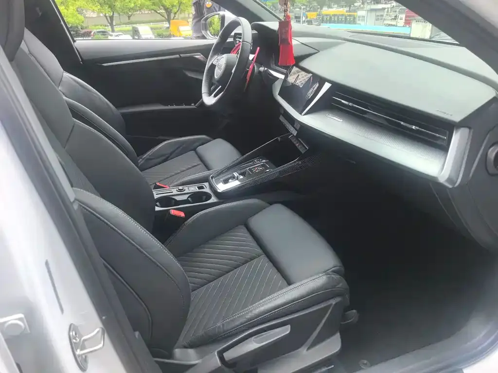 Audi A3 2021 из CN, фото 6