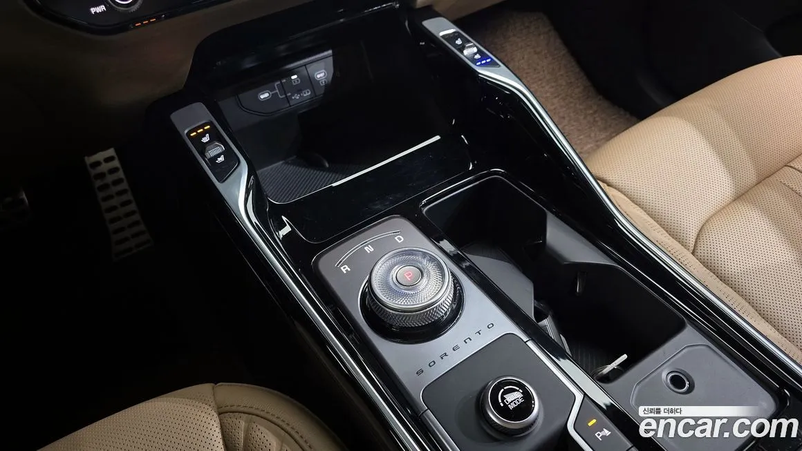 Kia Sorento — фото 7