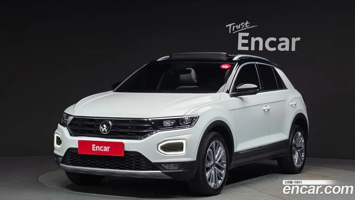 Volkswagen T-Roc — фото 1