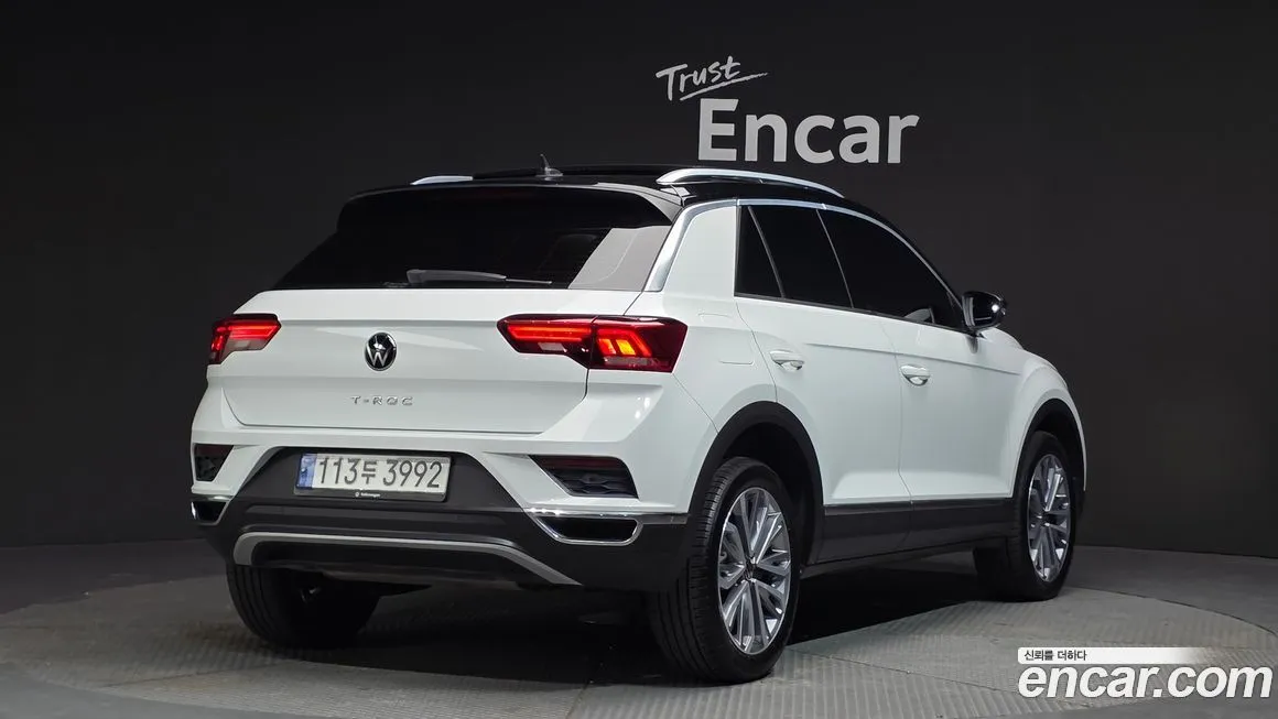 Volkswagen T-Roc — фото 2