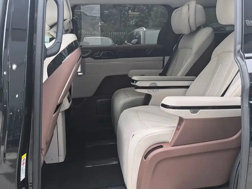 BYD Xia 2025 из CN, фото 3