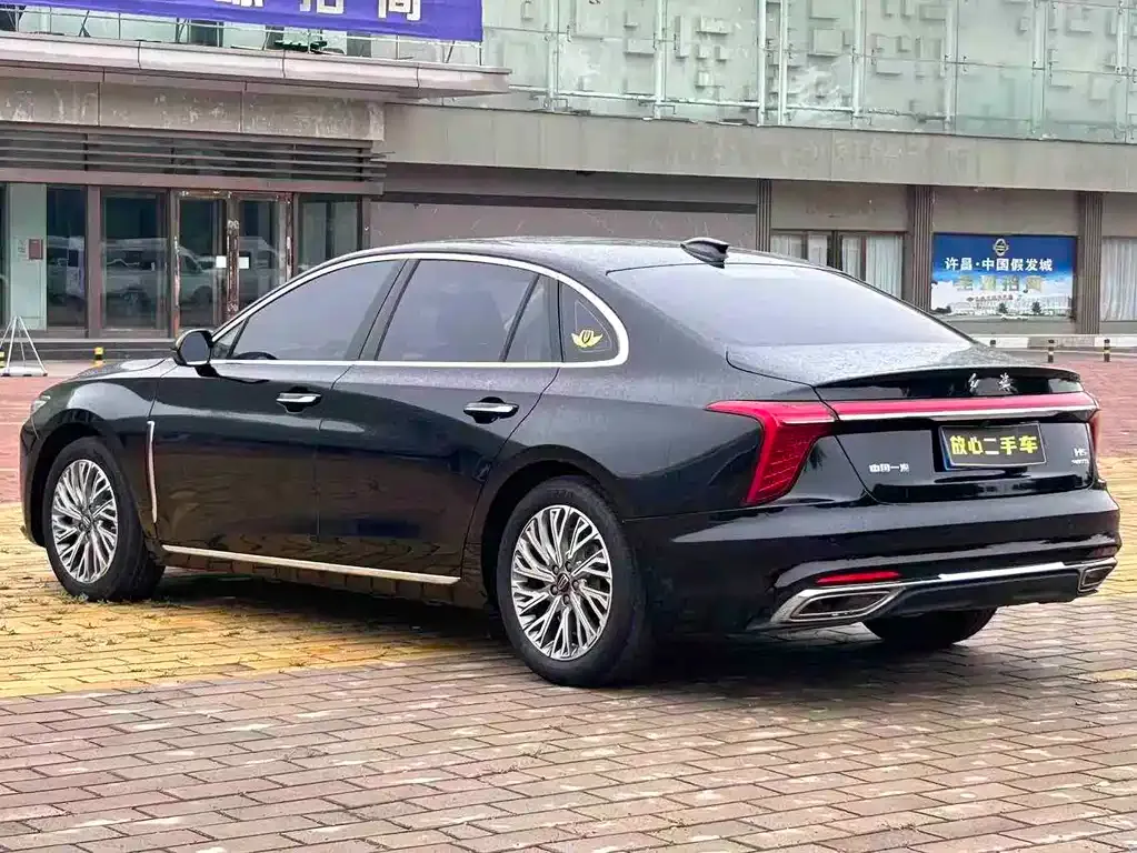 Hongqi H5 — фото 7
