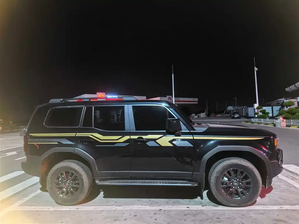 Toyota Prado 2025 из CN, фото 2