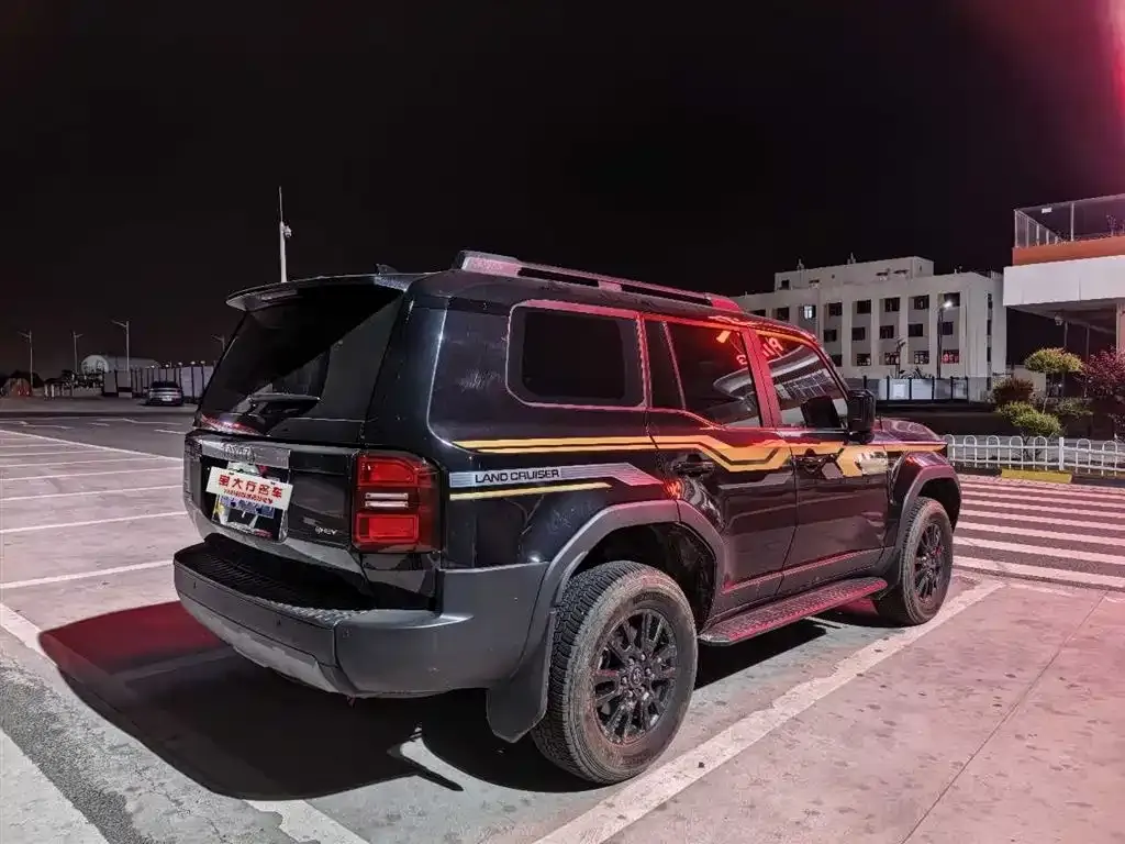 Toyota Prado 2025 из CN, фото 3