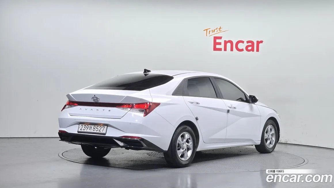Hyundai AVANTE 2022 из KR, фото 3