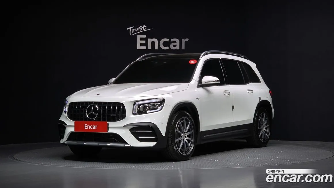 Mercedes-Benz GLB-Class — фото 1