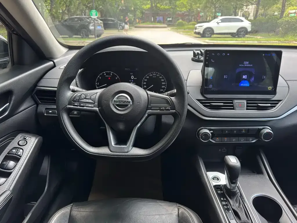 Nissan Teana 2022 из CN, фото 2
