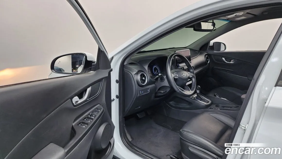 Hyundai Kona 2021 из KR, фото 2