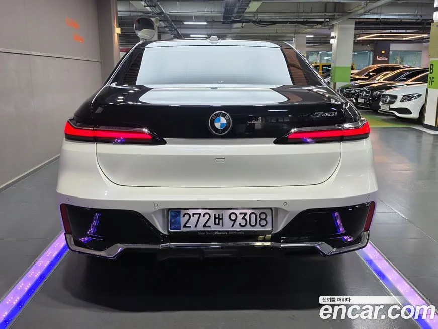 BMW 7-Series 2023 из KR, фото 3