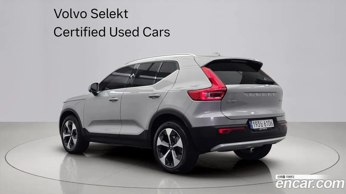 Volvo XC40 2024 из KR, фото 2