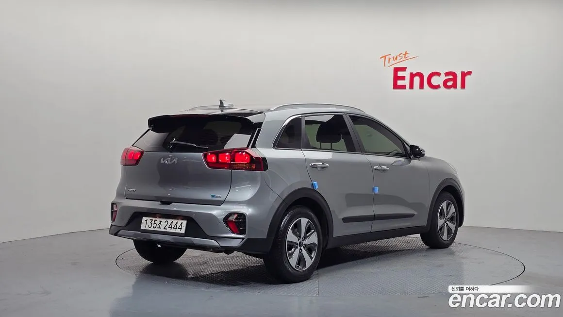 Kia Niro — фото 3