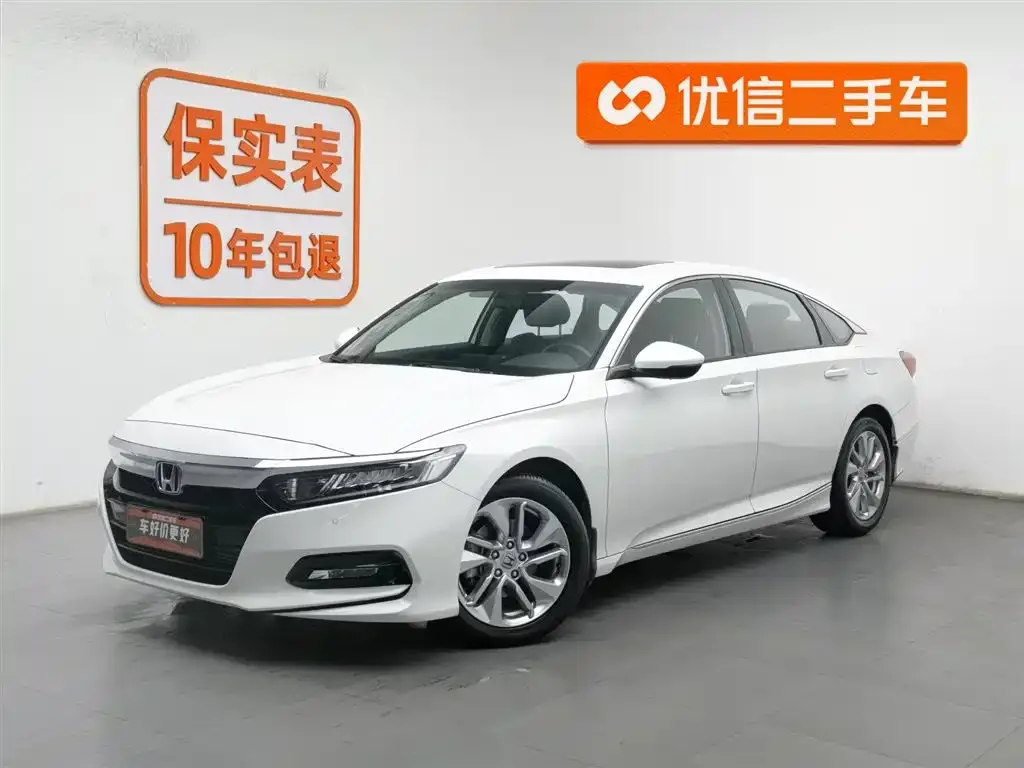 Honda Accord — фото 1