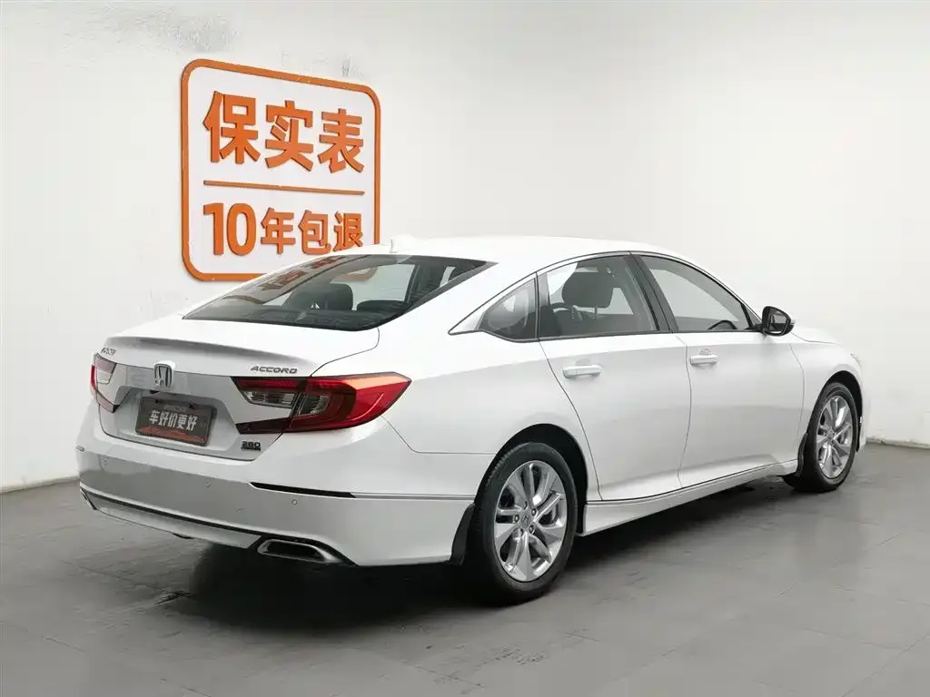 Honda Accord — фото 6