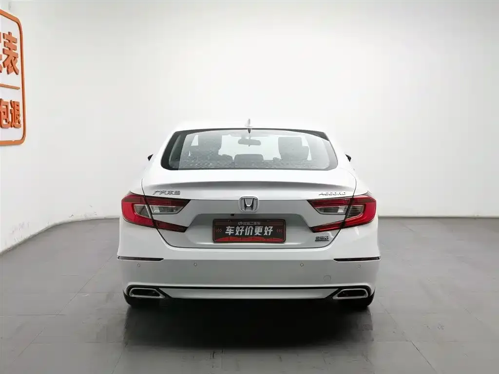 Honda Accord — фото 3